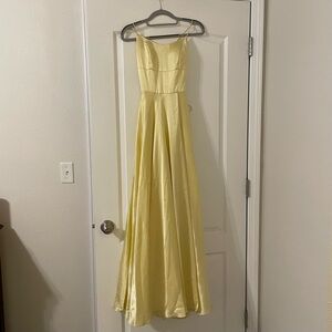 Yellow Sherri Hill prom dress